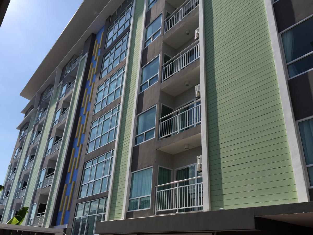 Aparthotel Modernbright Laemchabang Bang Lamung Esterno foto