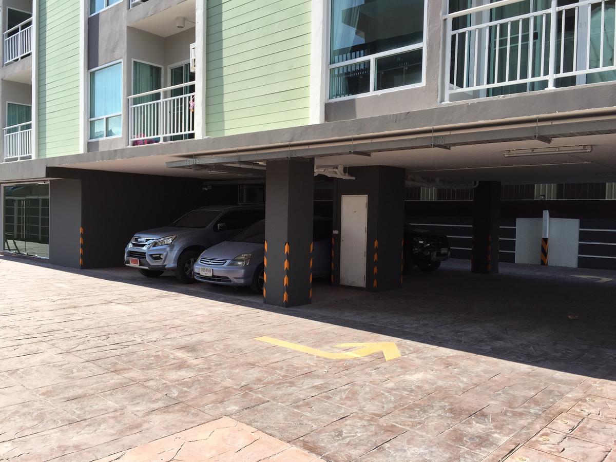 Aparthotel Modernbright Laemchabang Bang Lamung Esterno foto
