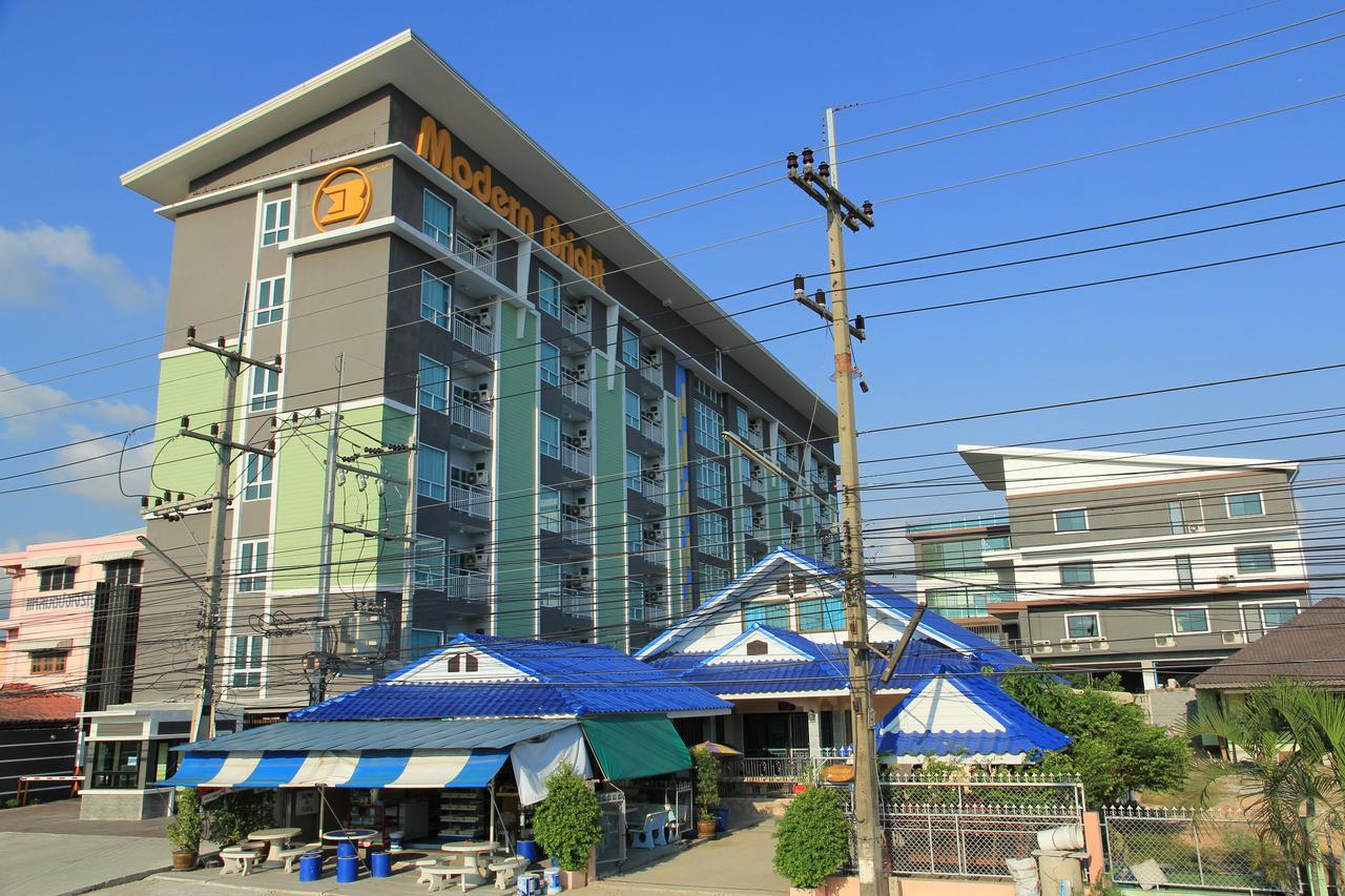Aparthotel Modernbright Laemchabang Bang Lamung Esterno foto
